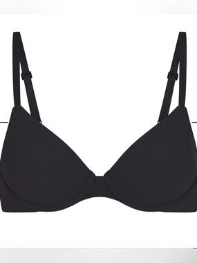 NWT Skims Fits Everybody T-Shirt Bra Sz 34C